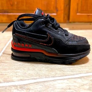 Pre owned size 6c baby/toddler